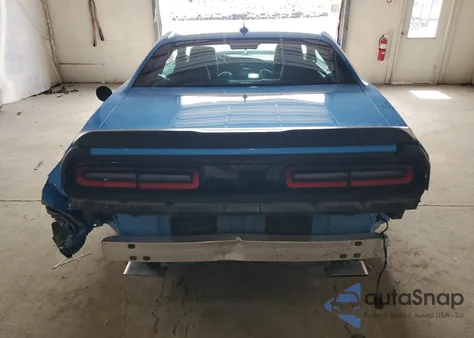 2023 Dodge Challenger R/T z USA, uszkodzony, nr VIN 2C3CDZBT0PH638188